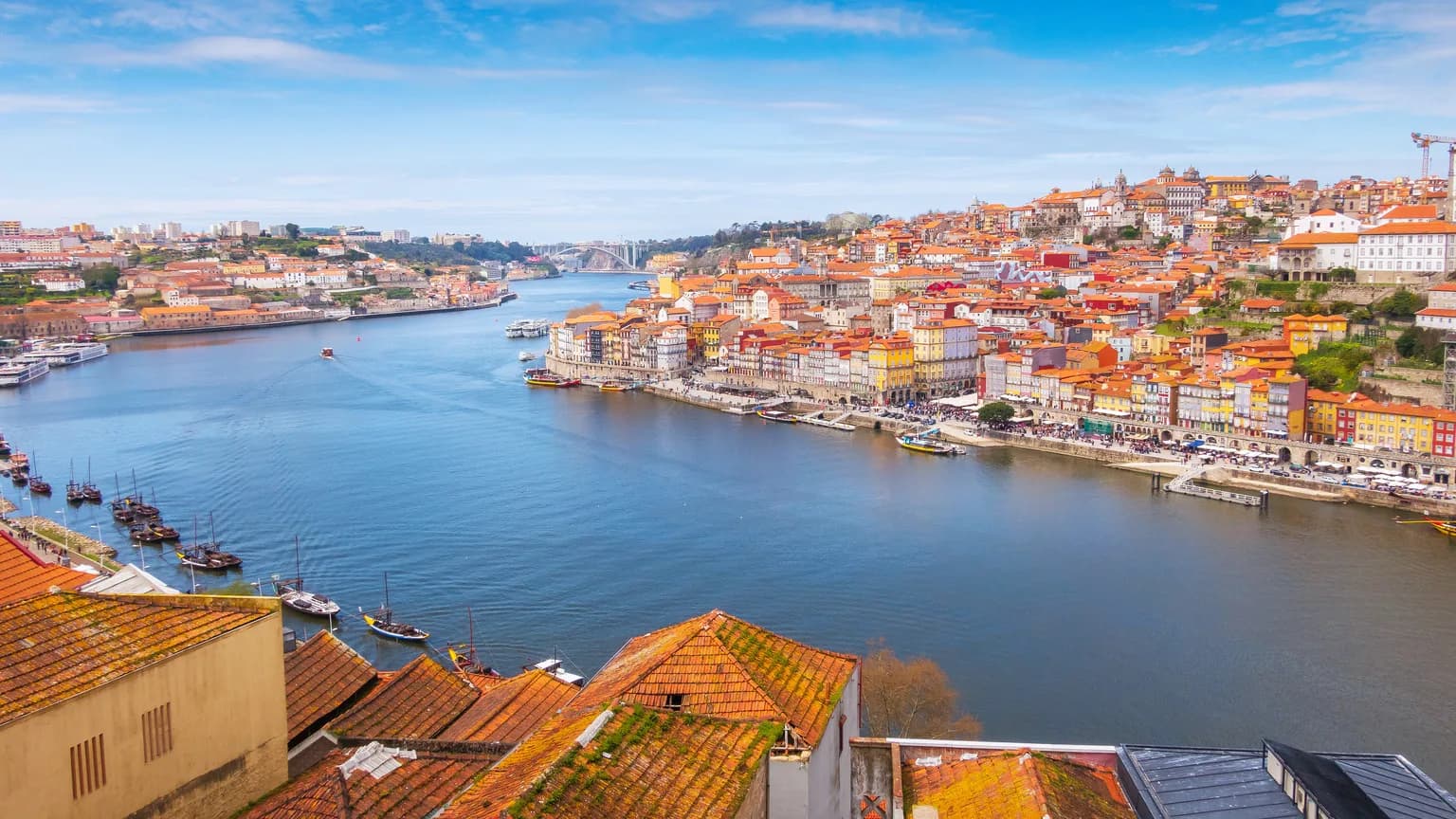 Portugal Might Be the First EU Country to Issue a Golden Visa by Bitcoin Investment