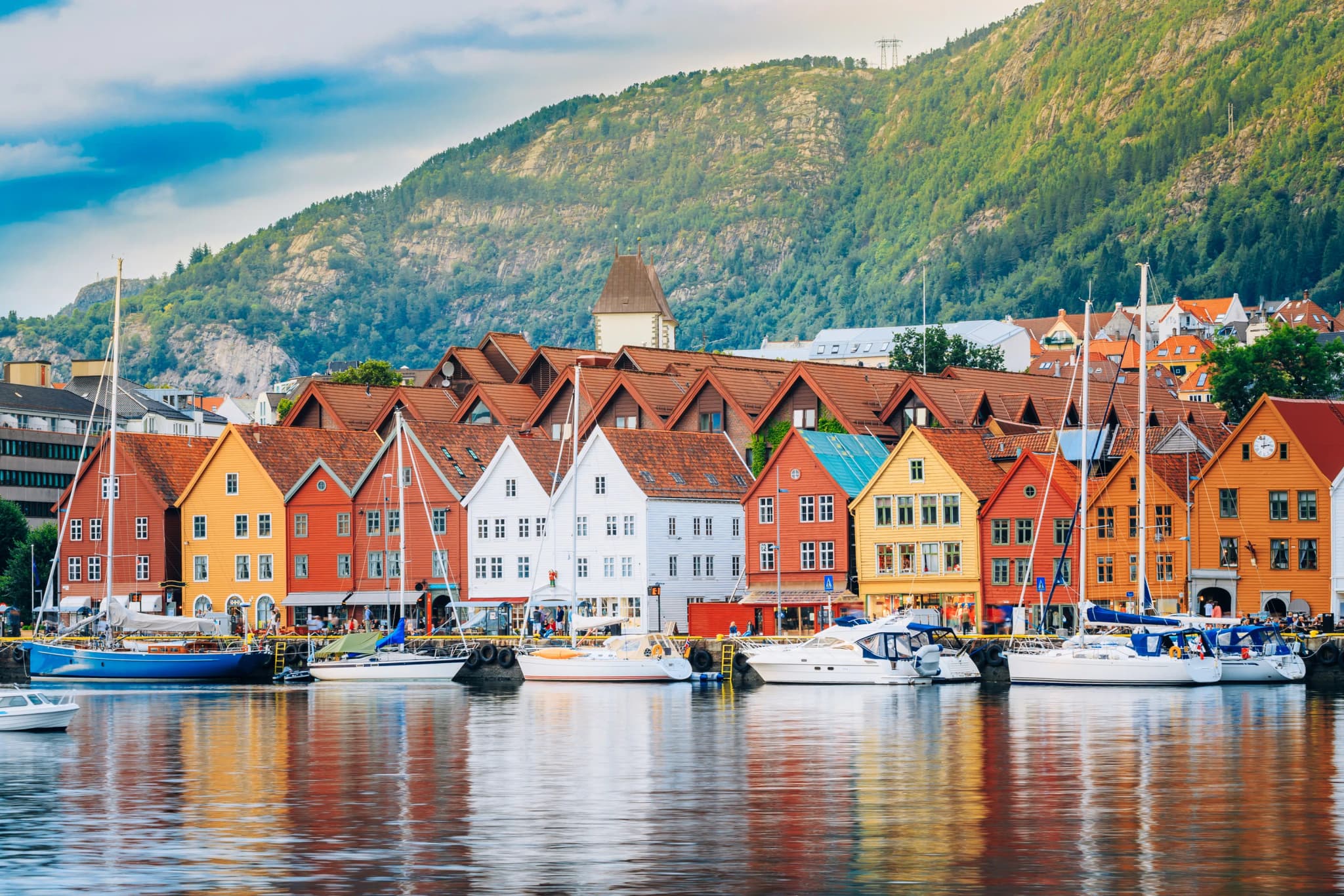 Norwegian Citizenship: How to Move to the Land of Northern Lights