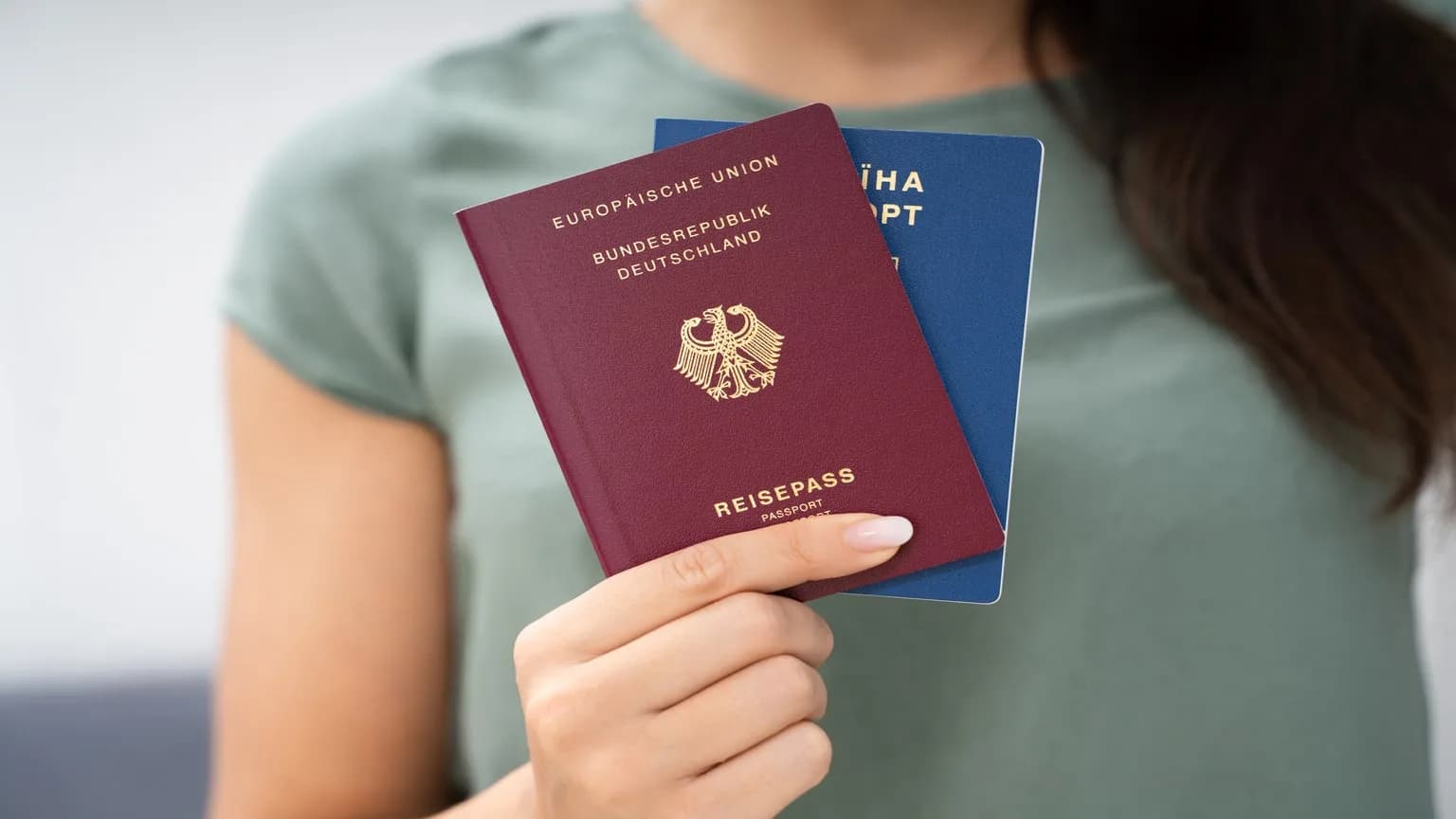 Dual Citizenship: Updated List of 123 Countries that Allow It in 2026