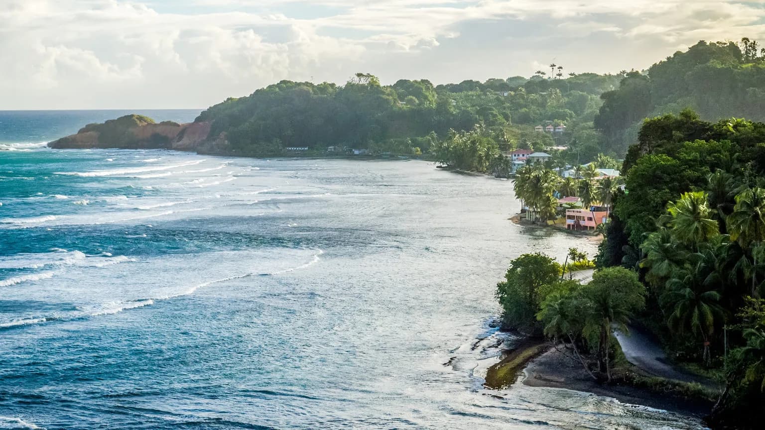 Caribbean CBI Thresholds Raised: How to Secure a Second Passport Under Old Terms