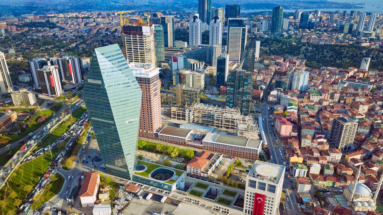 Best Ways to Invest in Türkiye: Opportunities for Foreigners