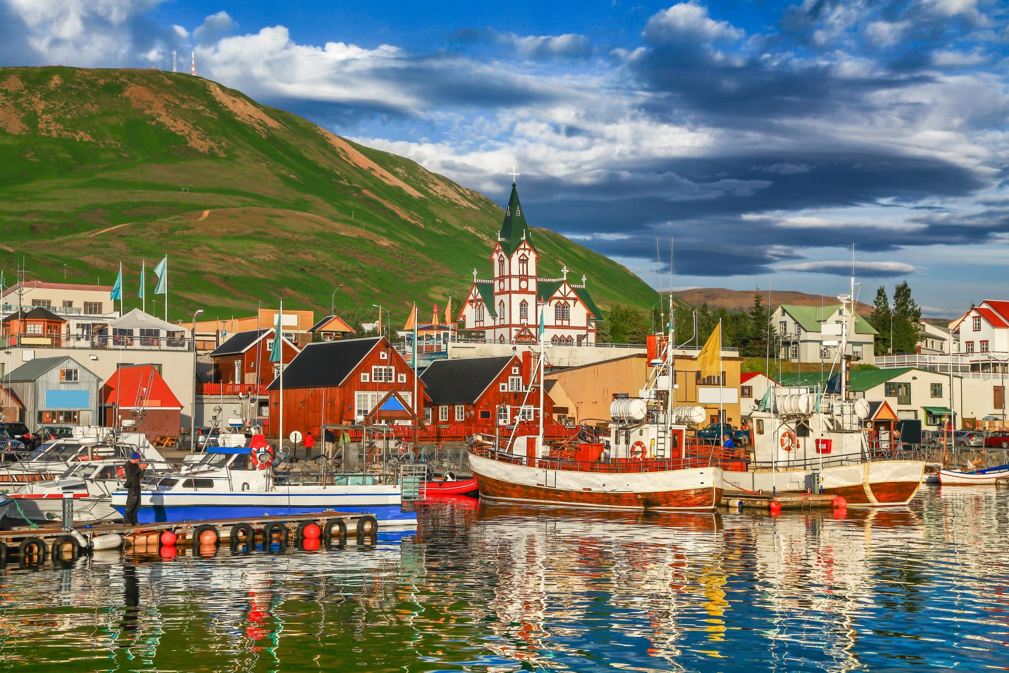 How to Become a Citizen of Iceland: Updated and Complete Guide
