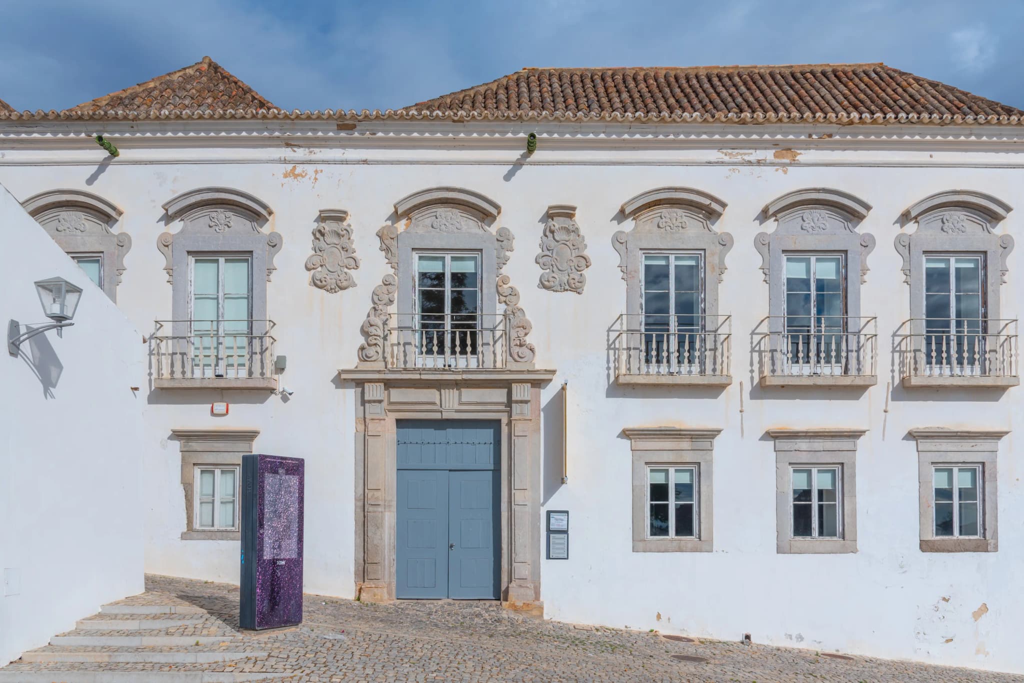 portugal-golden-visa-culture-option-496933976