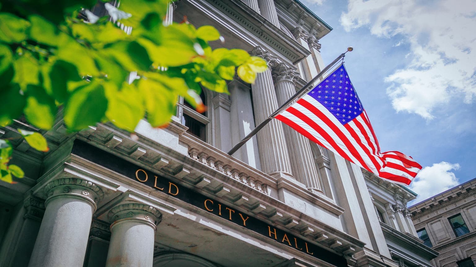 I-485 Petition for US Green Card: Requirements, Fees, and Timeline