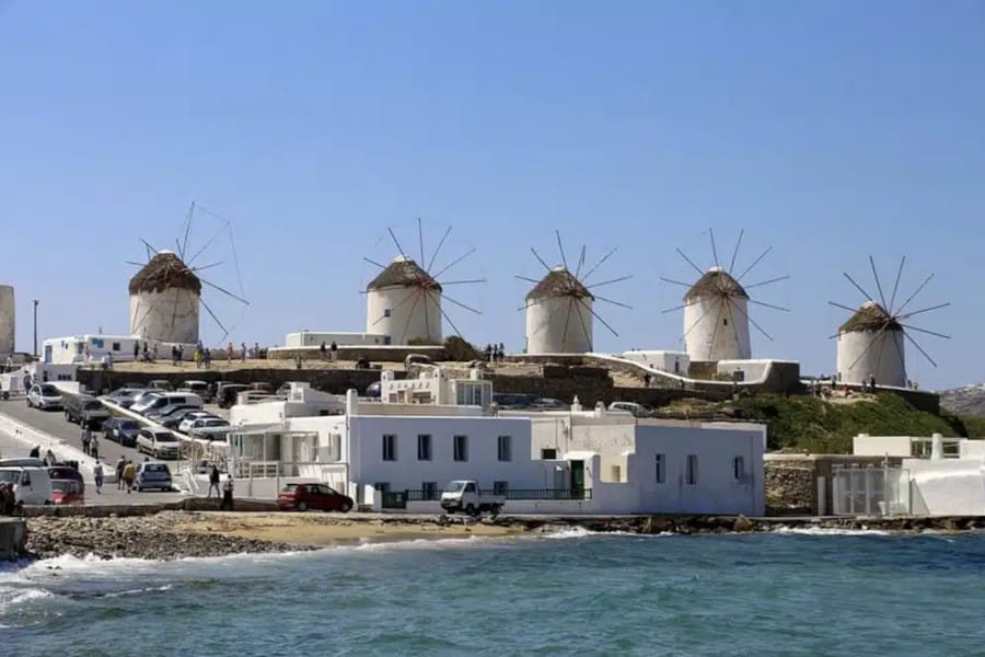 Greece residence permit by purchasing a hotel on Mykonos island